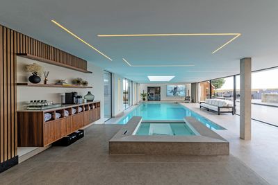 Elektrisch bediende gordijnsystemen, SG 5600, Polyflax, Private Spa, Kent, United Kingdom
