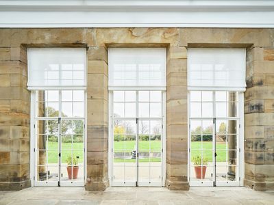 Vouwgordijnsystemen, SG 2120, Colorama 1, The Camellia House, Wentworth, South Yorkshire, United Kingdom