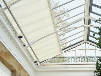 Skylight systemen, SG 8600, Versascreen 1-10%, The Camellia House, Wentworth, South Yorkshire, United Kingdom