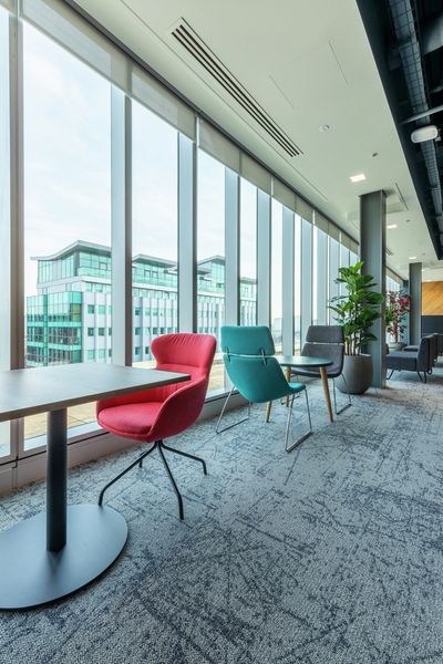 Rolgordijnsystemen, SG 4960, Versascreen 1-10%, Virgin Money, Glasgow, Scotland, United Kingdom