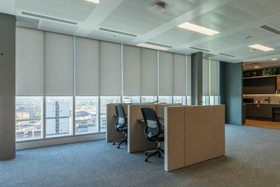 Rolgordijnsystemen, SG 4910, Versascreen 1-10%, Virgin Money, Glasgow, Scotland, United Kingdom